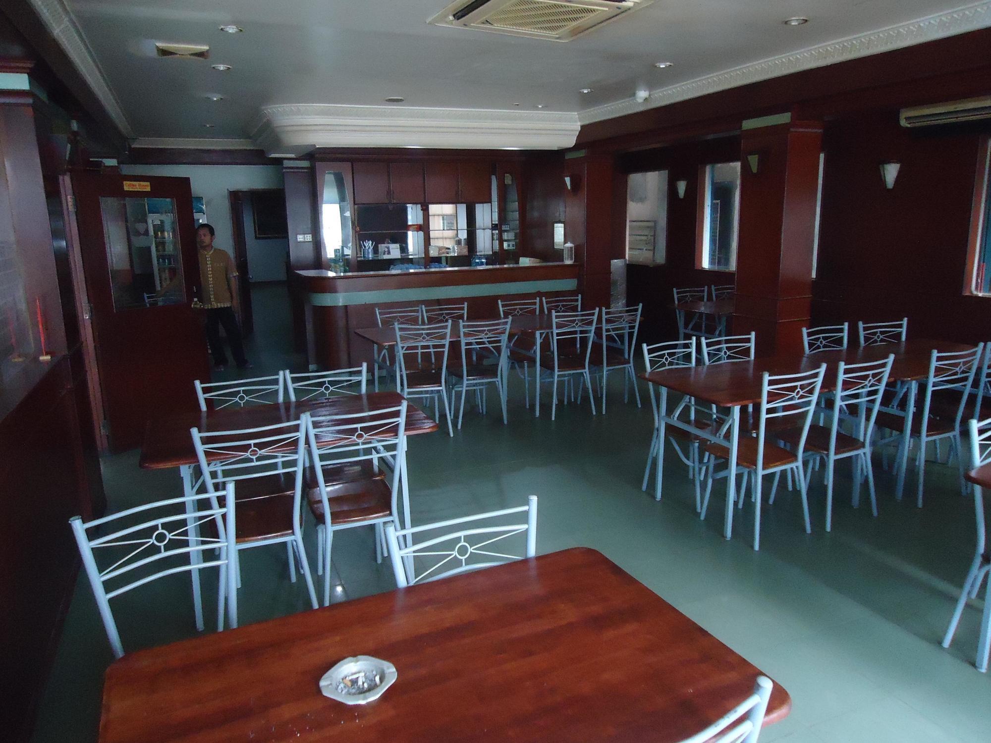 Hotel Gloris Batam Exterior foto